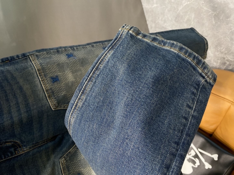 l0vis Vvtt0n jeans